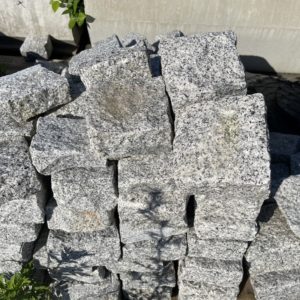 ピンコロ石（みかげ）